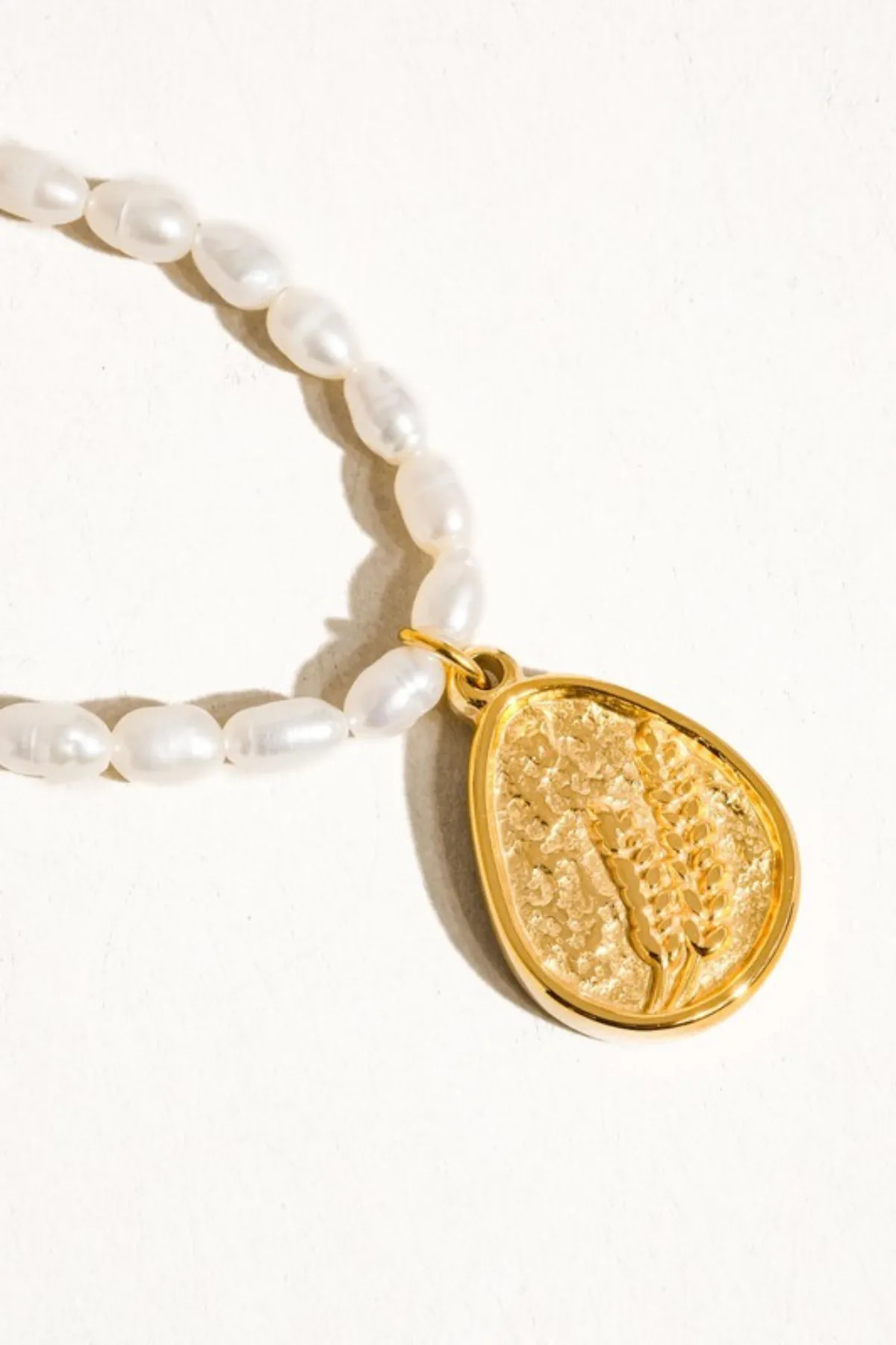 AGNES PEARL COIN NECKLACE