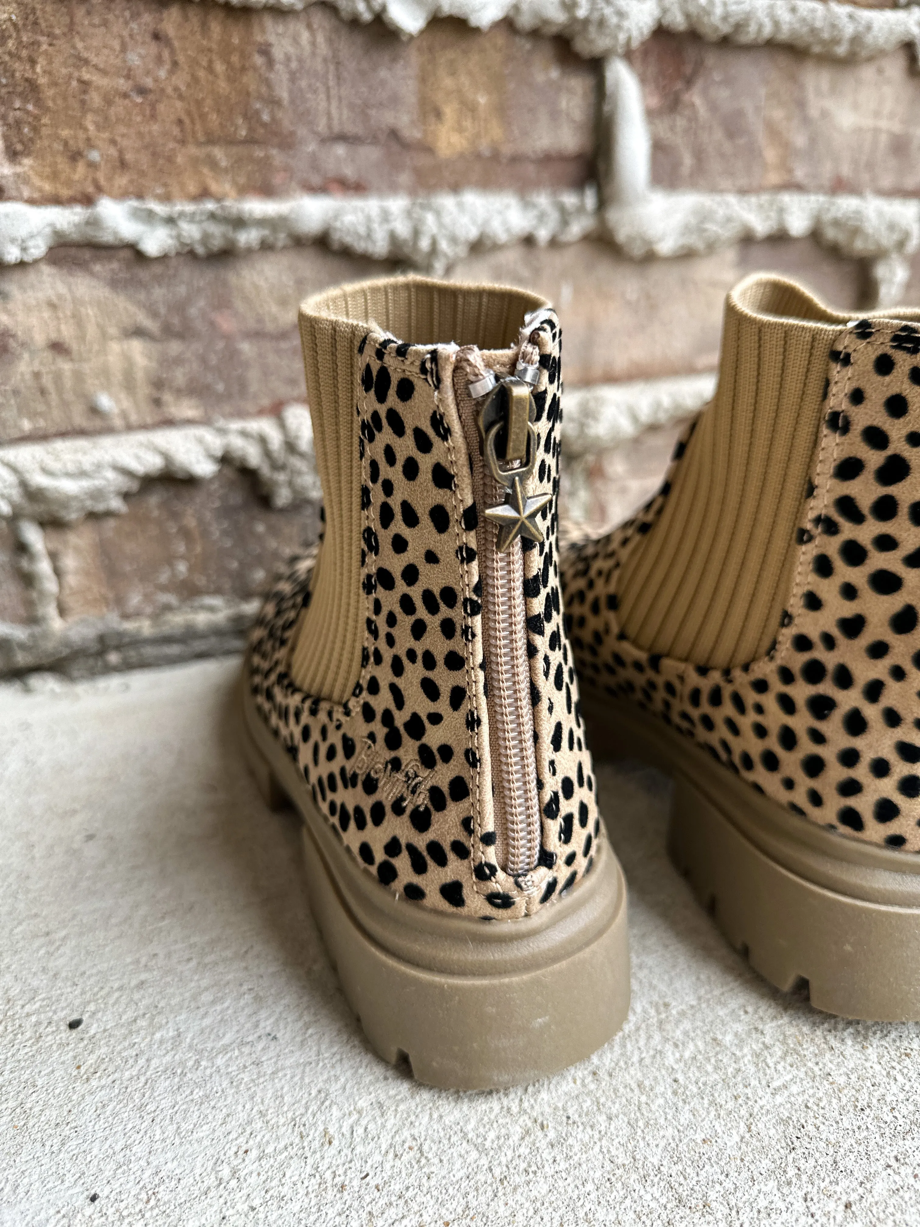 Blowfish Kids Chassy Bootie Sand Leo