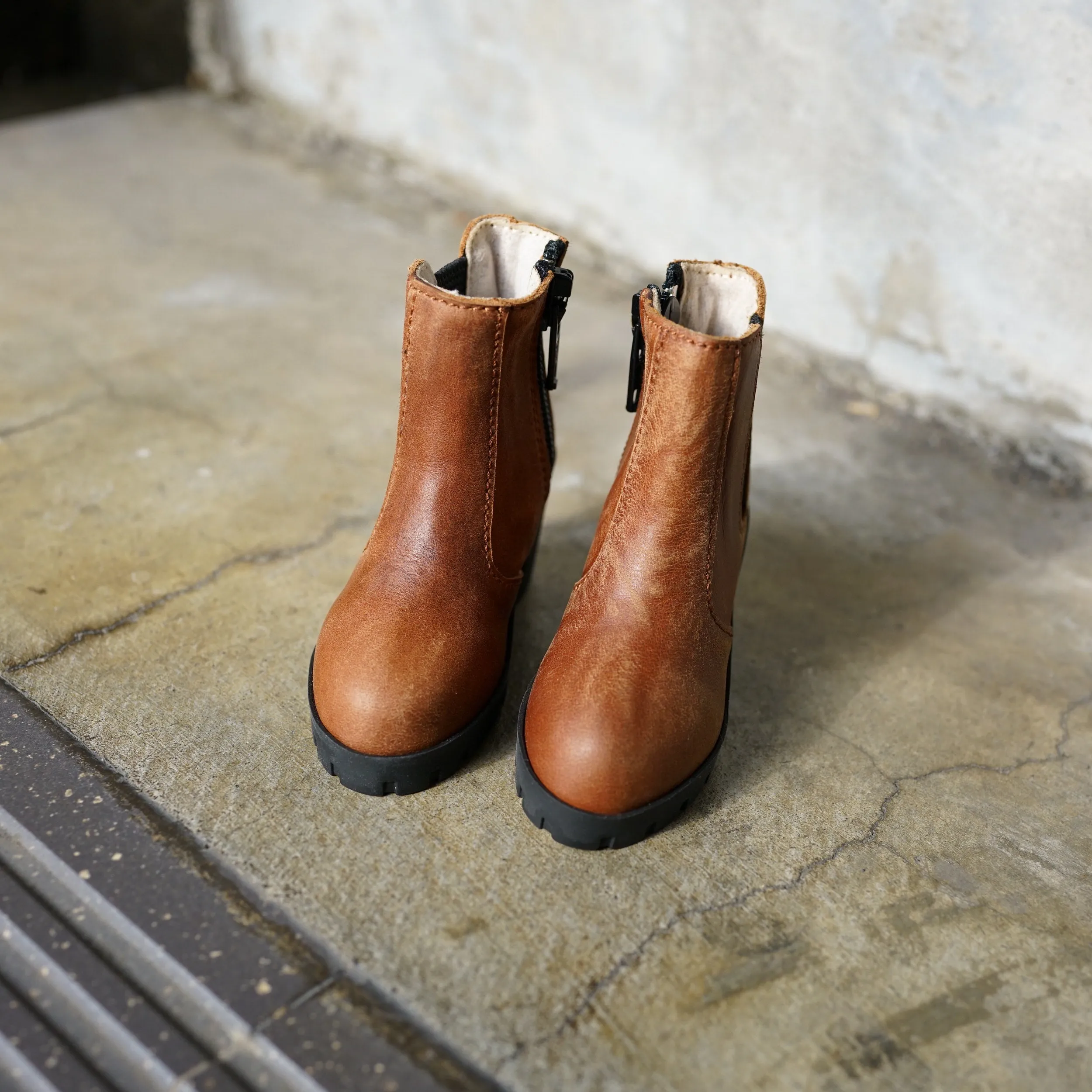 Chelsea Boots (Brown)