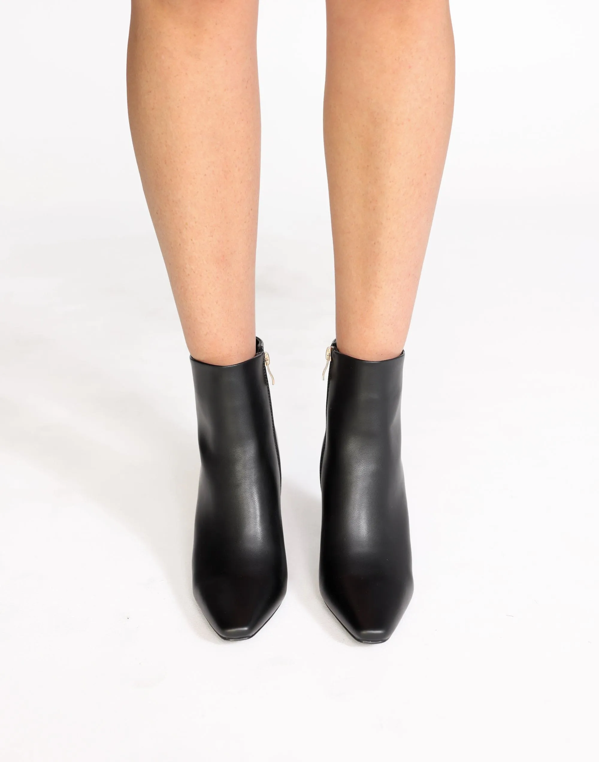 Indeera Boots (Black) - By Billini