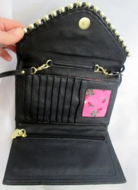 NEW BETSEY JOHNSON Quilted Vegan Shoulder Bag Purse Swingpack Wallet BLACK