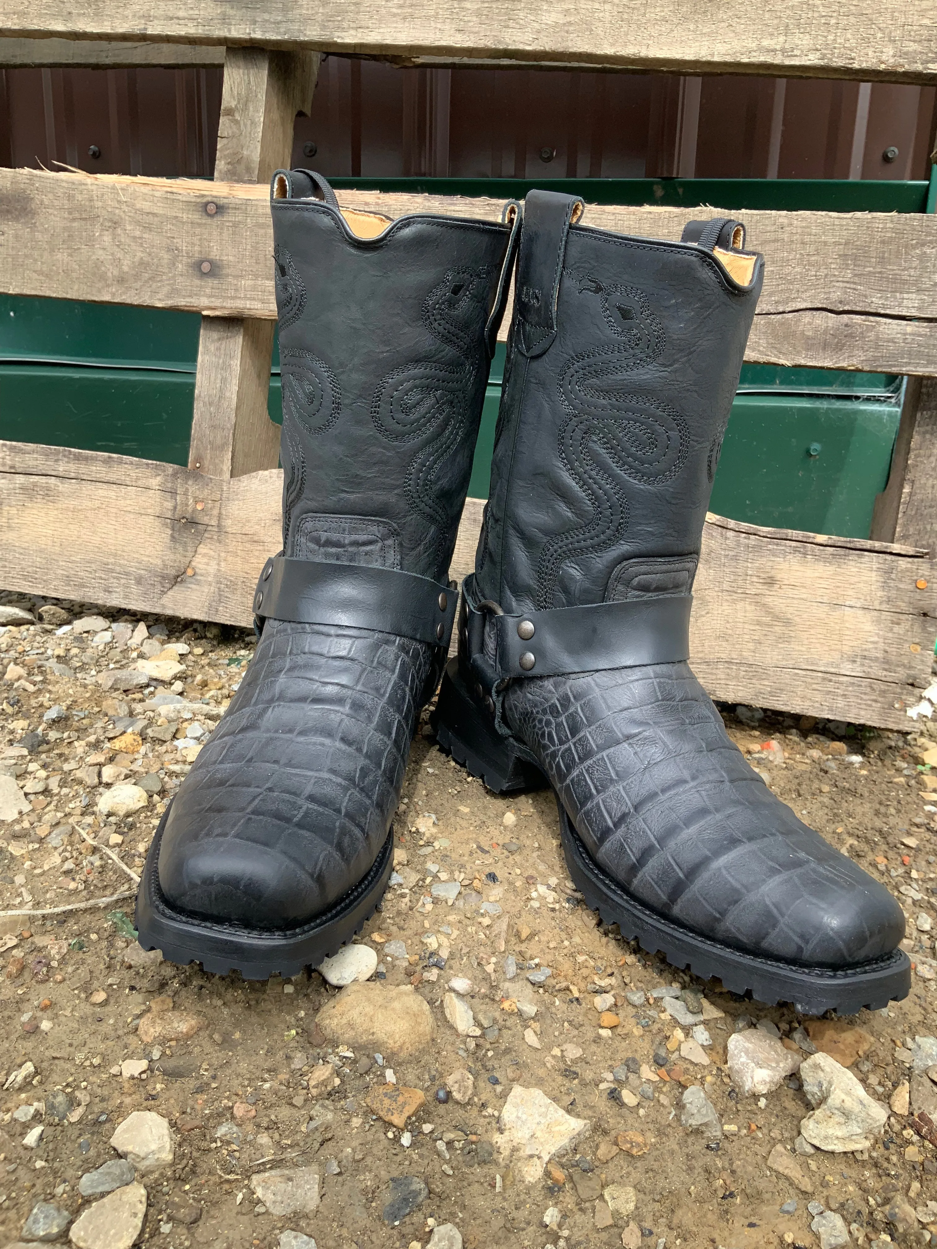 Roper Men's Burnished Black Embossed Caiman Biker CCS Harness Boot 8352-8432