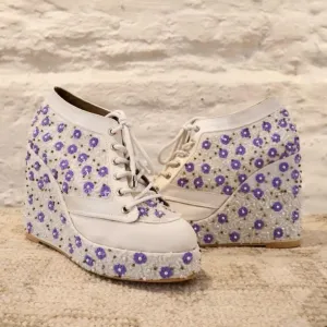 White with Lavender flowers embroidered Sneaker Wedges | Tiesta